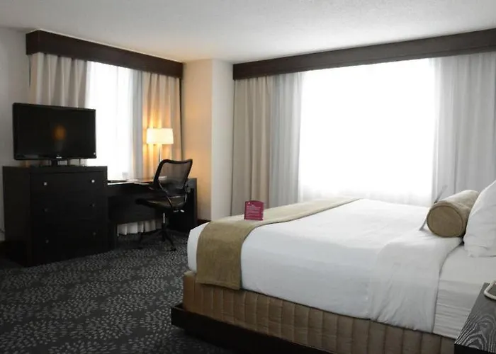 Plaza 3* Columbus
